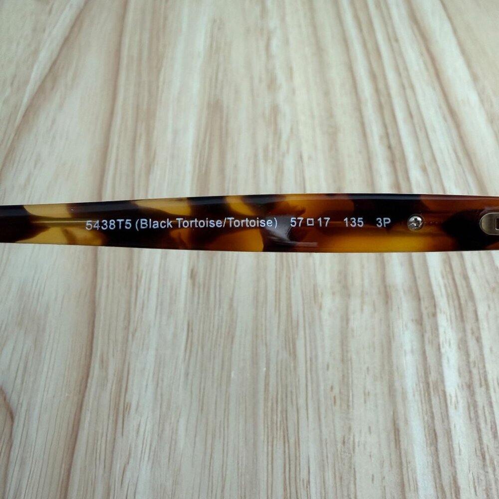 COACH Womens Sunglasses Cat Eye HC8132 Tortoise Gradient Polarized Case & Papers - Picture 9 of 11